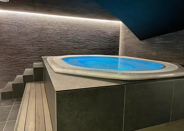 Cozy With Balcony, 5 Min Away From The Beach- Part Of The Family 'vicki Apart Appartement Varna